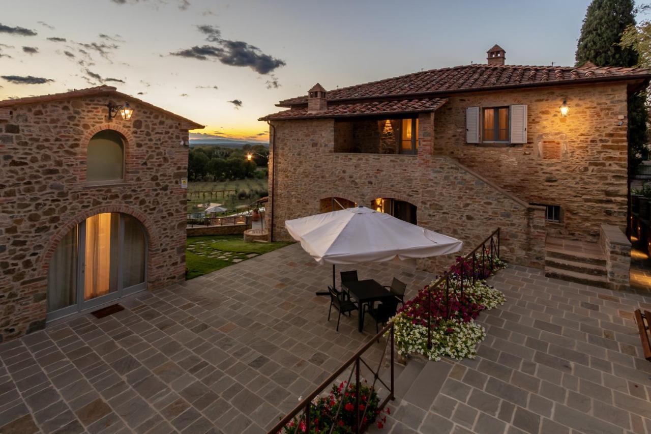 Chimera Tuscany Resort アレッツォ エクステリア 写真